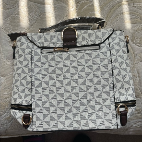 Convertible Backpack - Picture 9 of 9